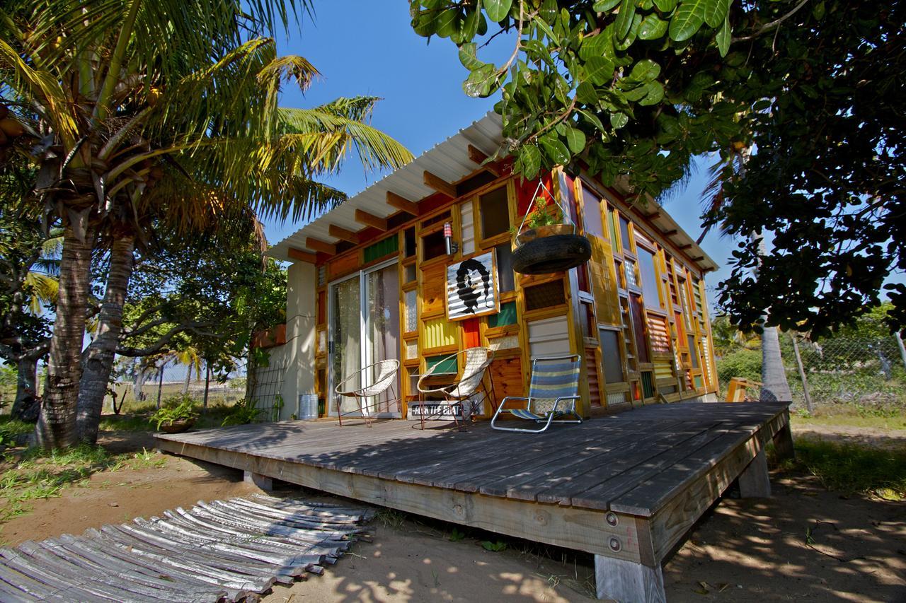 Mozambeat Motel Praia do Praia do Tofo Chambre photo